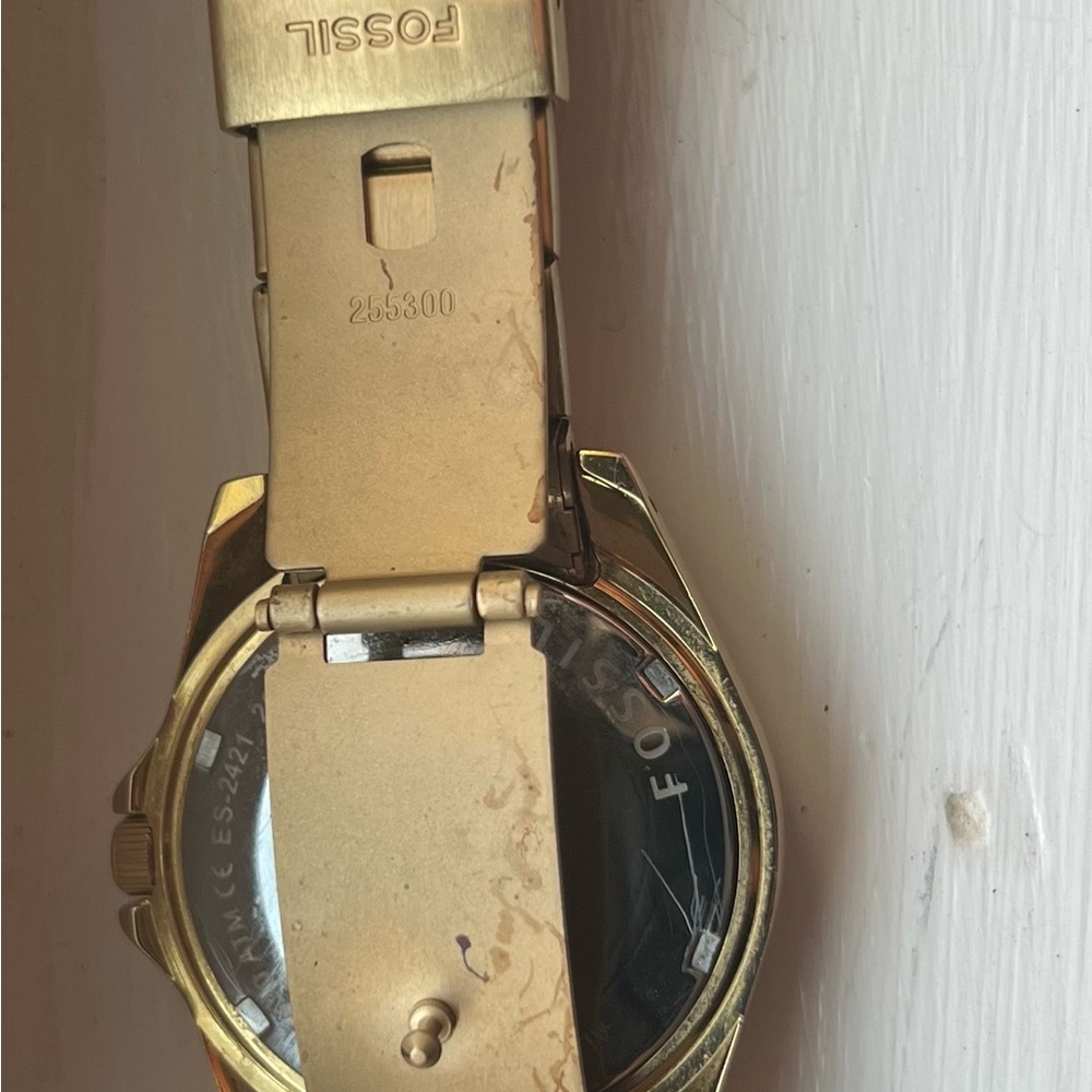 Fossil Riley Gold Rhinestone Watch - Picture 3 of 4
